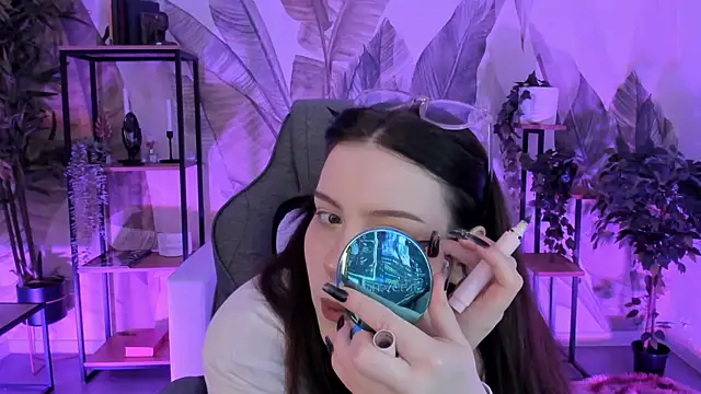 CoralineKeyns online show from October 2025 05:19:02 AM