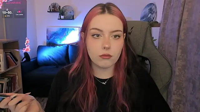CoralineKeyns online show from May 2026 05:13:01 AM