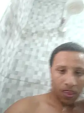 Nicolaskribeiro online show from July 2026 05:43:02 PM