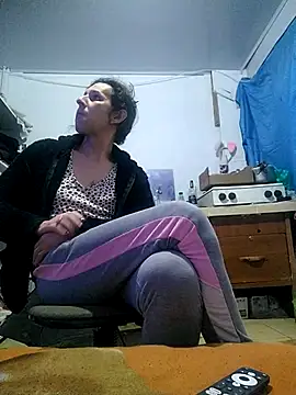 Cameron puppy online show from March 2025 04:52:02 AM