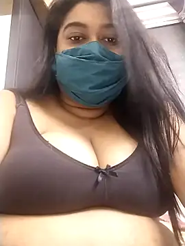 Snapshot of indianlisa5 chatting on February 2025 07:38:02 PM indianlisa5 online show from February 2025 07:38:02 PM