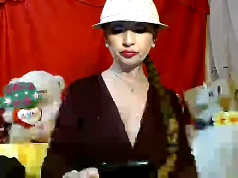 hottieperla online show from April 2026 03:13:01 PM