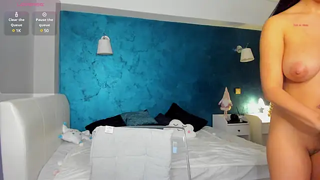 Awesome Jolie online show from December 2024 05:44:02 PM