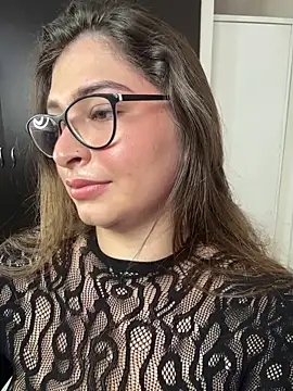 Snapshot of adara_lennox chatting on May 2026 04:01:02 PM adara lennox online show from May 2026 04:01:02 PM