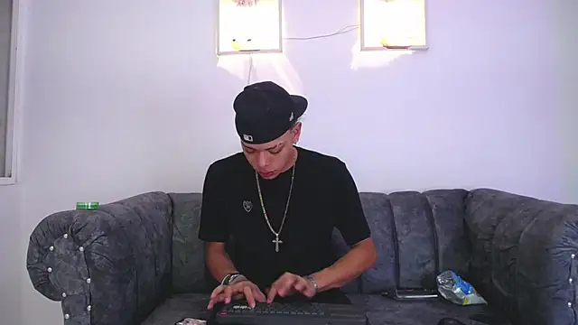 Harry jhonsson online show from February 2025 01:30:02 AM