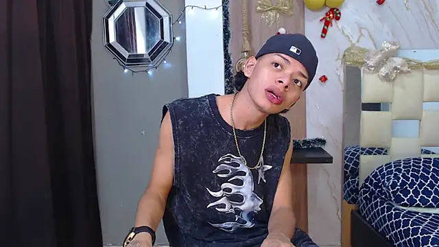 Snapshot of Harry_jhonsson chatting on December 2025 10:27:01 PM Harry jhonsson online show from December 2025 10:27:01 PM