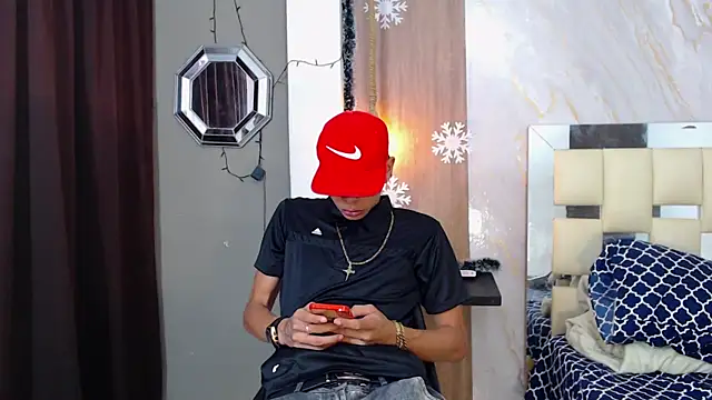 Snapshot of Harry_jhonsson chatting on January 2026 10:13:02 PM Harry jhonsson online show from January 2026 10:13:02 PM