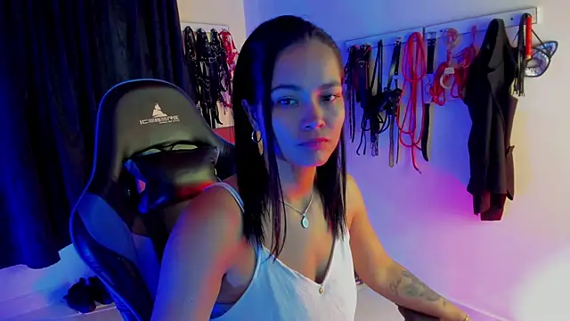 scarlet-kennedy98 online show from September 2025 09:15:01 PM