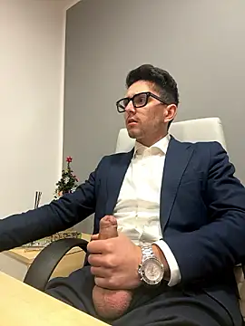 masterboss  online show from December 2024 12:38:01 PM