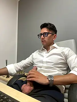 masterboss  online show from September 2025 11:45:02 AM