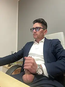 masterboss  online show from February 2026 12:45:02 PM