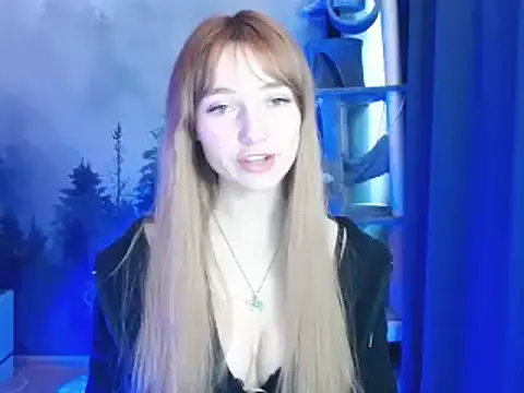 LuciaYoung online show from January 2025 10:26:02 AM