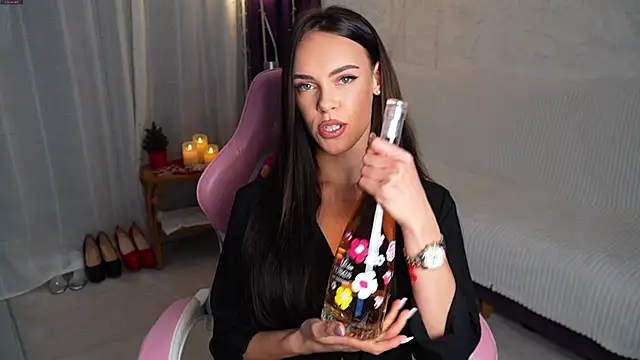 Snapshot of Dilara054 chatting on February 2026 09:00:02 PM Dilara054 online show from February 2026 09:00:02 PM