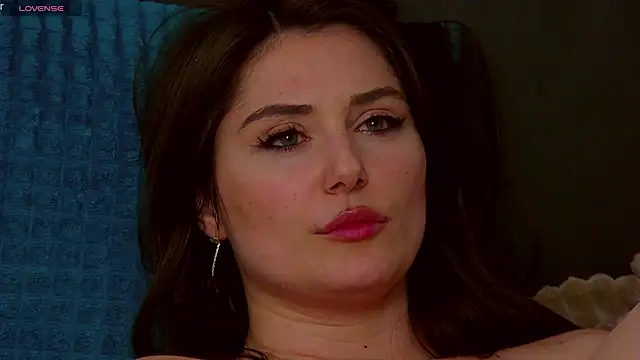 KassieWeins online show from February 2025 02:14:01 AM