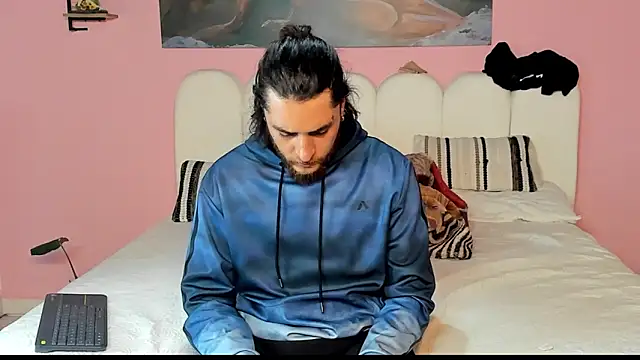 raymon616 online show from September 2025 02:02:01 AM