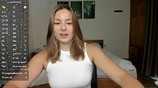 Snapshot of ThreeshaWhite chatting on March 2026 07:01:01 AM ThreeshaWhite online show from March 2026 07:01:01 AM