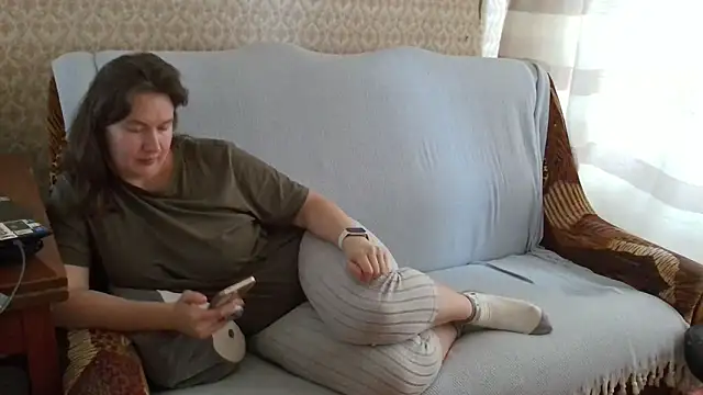 franceska blue online show from December 2025 10:31:01 AM