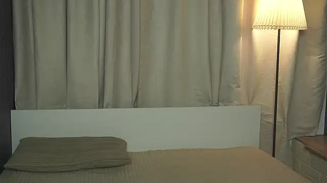 Snapshot of PixieMeow_ chatting on March 2025 07:16:01 PM PixieMeow online show from March 2025 07:16:01 PM