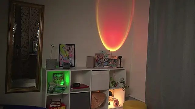 Snapshot of PixieMeow_ chatting on September 2025 11:49:01 PM PixieMeow online show from September 2025 11:49:01 PM