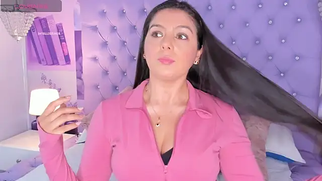 SamaraLincolnn online show from May 2026 05:43:01 PM