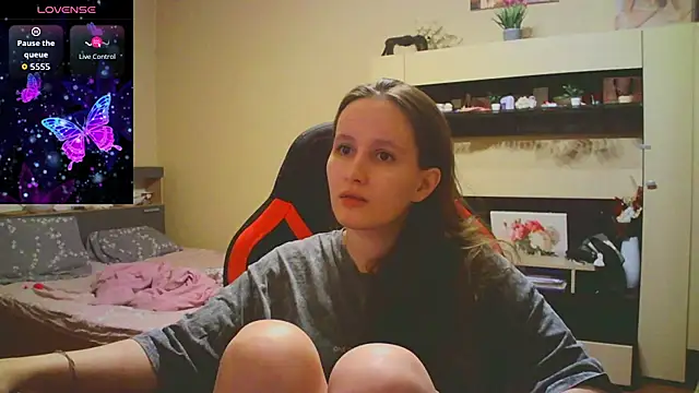 babywaifu online show from November 2025 09:06:01 PM