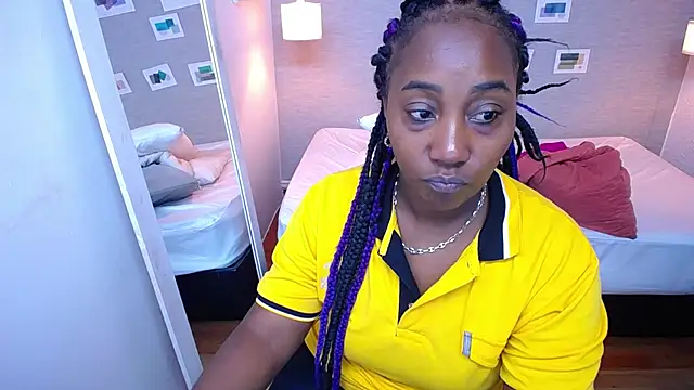 kiara evanss online show from February 2025 02:00:01 PM