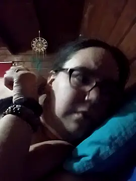 Snapshot of gatitabuena-90 chatting on April 2026 02:42:02 AM gatitabuena-90 online show from April 2026 02:42:02 AM