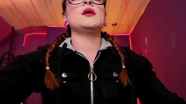 HalaanaTendeer online show from January 2025 11:52:01 AM