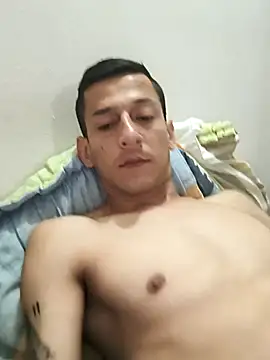 Snapshot of JoseHosther20@xh chatting on September 2025 04:33:02 AM JoseHosther20xh online show from September 2025 04:33:02 AM