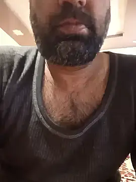 Snapshot of lund_lol chatting on February 2025 06:33:02 AM lund lol online show from February 2025 06:33:02 AM