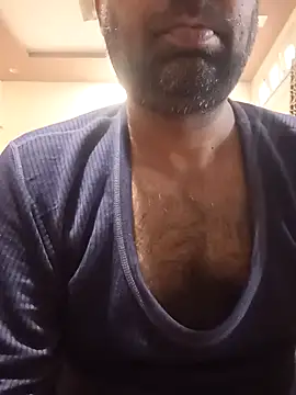 Snapshot of lund_lol chatting on February 2025 02:28:02 AM lund lol online show from February 2025 02:28:02 AM