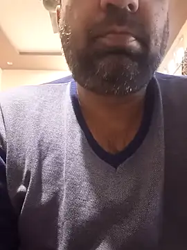 Snapshot of lund_lol chatting on February 2025 07:12:02 AM lund lol online show from February 2025 07:12:02 AM