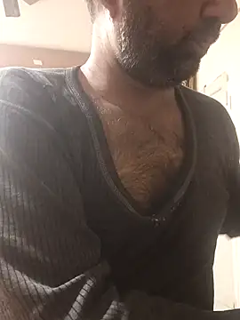 Snapshot of lund_lol chatting on February 2025 04:04:02 PM lund lol online show from February 2025 04:04:02 PM