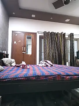 Snapshot of lund_lol chatting on September 2025 06:46:02 PM lund lol online show from September 2025 06:46:02 PM