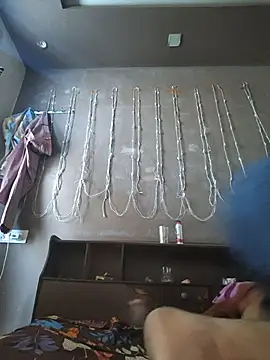 Snapshot of lund_lol chatting on November 2025 06:12:01 AM lund lol online show from November 2025 06:12:01 AM