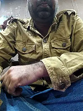 Snapshot of lund_lol chatting on November 2025 01:50:01 PM lund lol online show from November 2025 01:50:01 PM