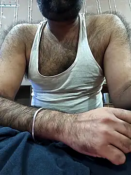 Snapshot of lund_lol chatting on November 2025 06:38:02 AM lund lol online show from November 2025 06:38:02 AM