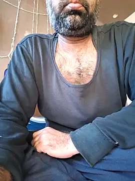 Snapshot of lund_lol chatting on December 2025 06:31:02 AM lund lol online show from December 2025 06:31:02 AM