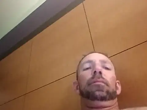 Treemandude online show from November 2025 11:48:01 PM