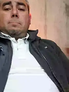 Manolete007x online show from July 2026 10:20:02 PM