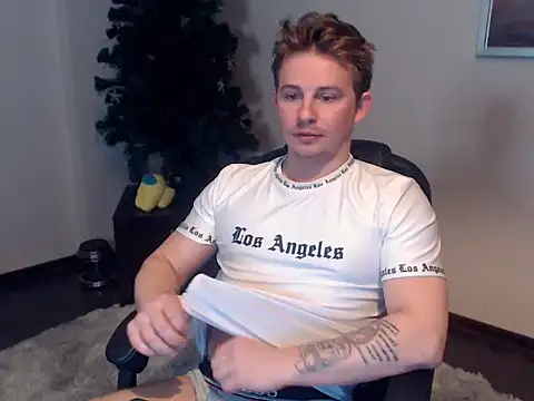 LandonYork online show from February 2026 07:10:02 PM