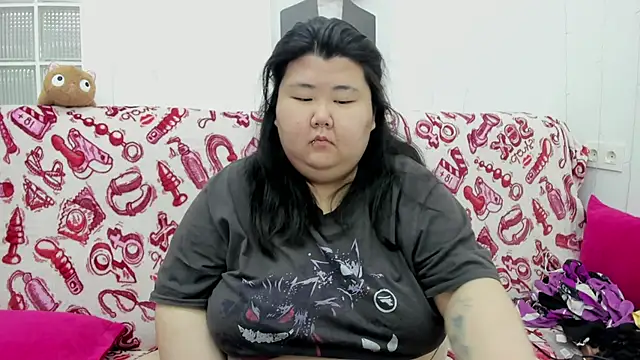 Nadine asian online show from May 2026 01:22:02 AM