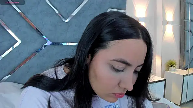 Snapshot of LucciaPorter chatting on September 2025 07:41:02 PM LucciaPorter online show from September 2025 07:41:02 PM