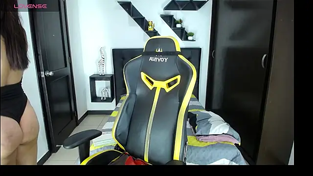 kendalladam online show from January 2026 09:07:02 PM