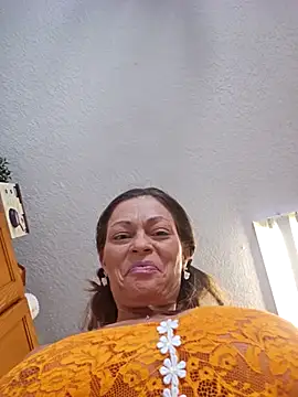 Snapshot of Erotic_and_Exotic chatting on January 2026 09:18:02 PM Erotic and Exotic online show from January 2026 09:18:02 PM