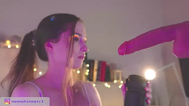 NeonShine online show from February 2026 06:45:01 AM