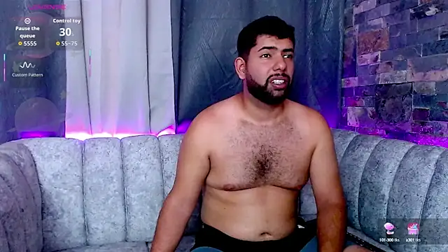 Snapshot of passionate_love22 chatting on September 2025 03:57:01 PM passionate love22 online show from September 2025 03:57:01 PM