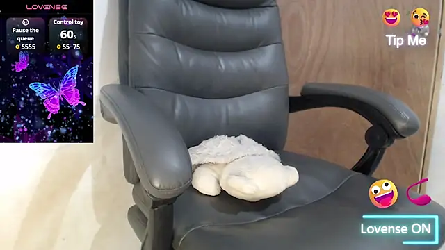 sweettmiah online show from April 2026 05:30:01 PM