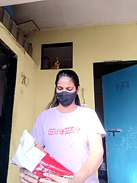 Snapshot of indianliza chatting on February 2025 04:23:01 AM indianliza online show from February 2025 04:23:01 AM