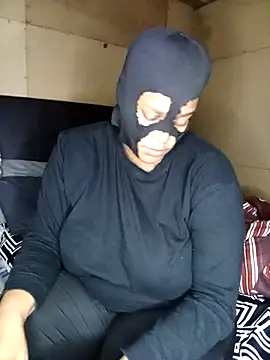 Snapshot of Ngamla123 chatting on November 2025 09:09:02 PM Ngamla123 online show from November 2025 09:09:02 PM